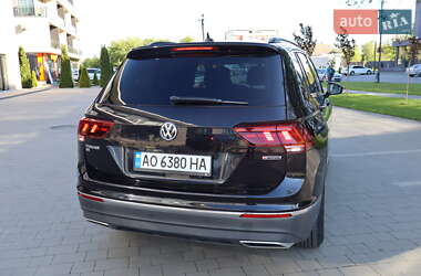 Внедорожник / Кроссовер Volkswagen Tiguan 2019 в 