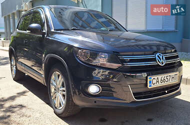 Внедорожник / Кроссовер Volkswagen Tiguan 2011 в Черкассах