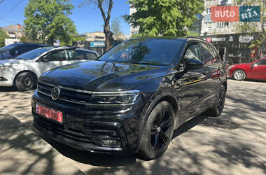 Позашляховик / Кросовер Volkswagen Tiguan 2019 в Стрию