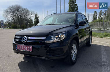 Внедорожник / Кроссовер Volkswagen Tiguan 2016 в Кропивницком