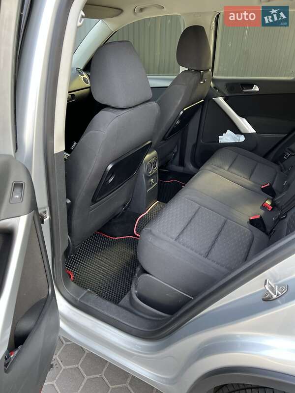 Внедорожник / Кроссовер Volkswagen Tiguan 2008 в Киеве