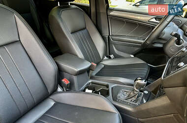 Внедорожник / Кроссовер Volkswagen Tiguan 2022 в 