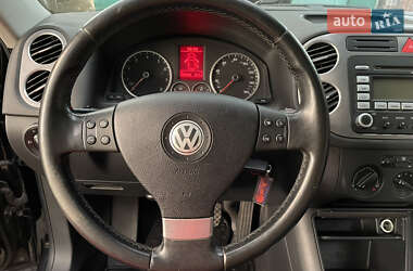 Позашляховик / Кросовер Volkswagen Tiguan 2008 в 