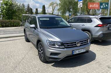 Позашляховик / Кросовер Volkswagen Tiguan 2021 в Львові