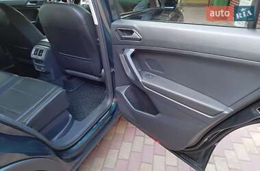 Позашляховик / Кросовер Volkswagen Tiguan 2018 в 