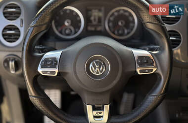 Позашляховик / Кросовер Volkswagen Tiguan 2016 в 