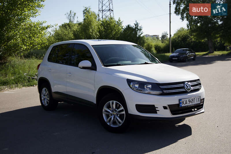 Внедорожник / Кроссовер Volkswagen Tiguan 2012 в Киеве
