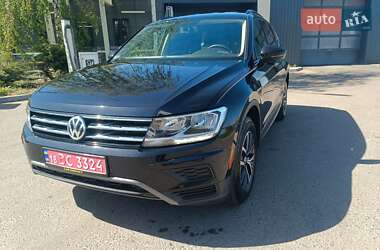Внедорожник / Кроссовер Volkswagen Tiguan 2020 в 