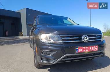 Внедорожник / Кроссовер Volkswagen Tiguan 2020 в 