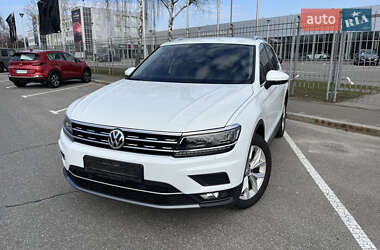 Позашляховик / Кросовер Volkswagen Tiguan 2019 в Києві