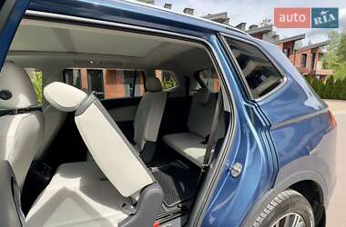 Внедорожник / Кроссовер Volkswagen Tiguan 2018 в 