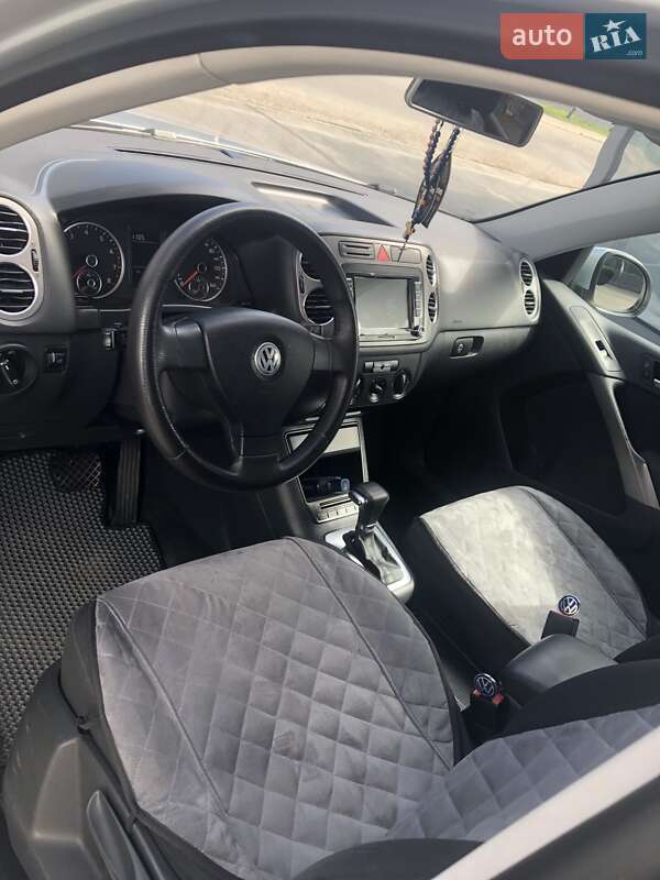 Внедорожник / Кроссовер Volkswagen Tiguan 2009 в Ивано-Франковске