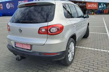 Внедорожник / Кроссовер Volkswagen Tiguan 2009 в 