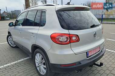 Внедорожник / Кроссовер Volkswagen Tiguan 2009 в 