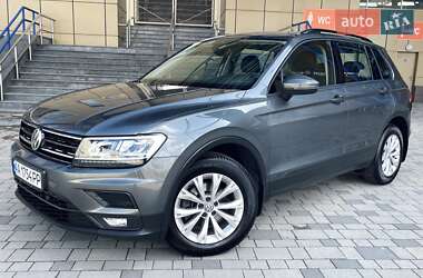 Внедорожник / Кроссовер Volkswagen Tiguan 2019 в 