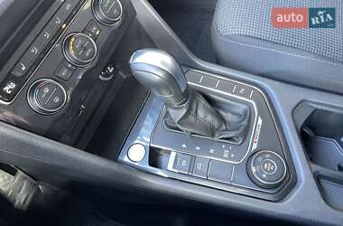 Внедорожник / Кроссовер Volkswagen Tiguan 2019 в 
