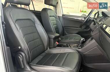 Позашляховик / Кросовер Volkswagen Tiguan 2020 в 