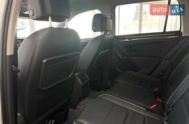 Позашляховик / Кросовер Volkswagen Tiguan 2020 в 