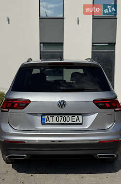 Внедорожник / Кроссовер Volkswagen Tiguan 2019 в 