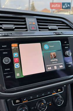 Внедорожник / Кроссовер Volkswagen Tiguan 2019 в 