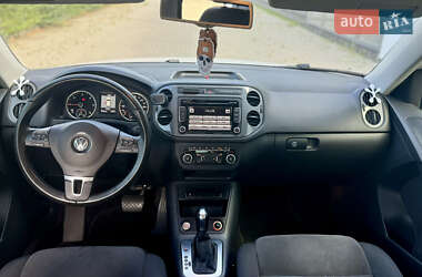 Внедорожник / Кроссовер Volkswagen Tiguan 2011 в 
