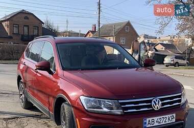 Позашляховик / Кросовер Volkswagen Tiguan 2019 в 