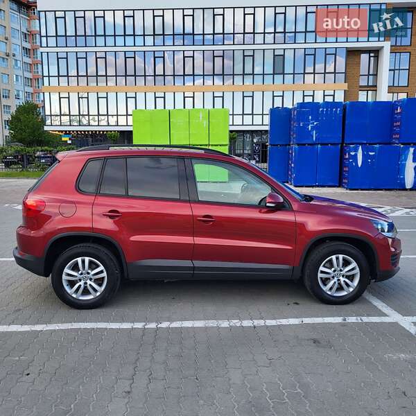 Внедорожник / Кроссовер Volkswagen Tiguan 2015 в Ивано-Франковске