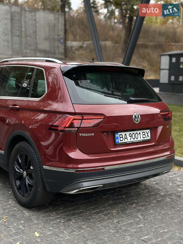 Внедорожник / Кроссовер Volkswagen Tiguan 2019 в Киеве