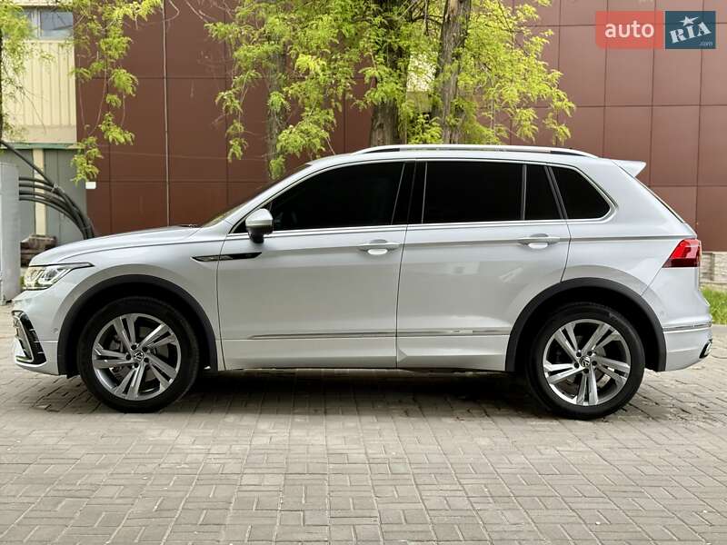 Позашляховик / Кросовер Volkswagen Tiguan 2022 в Дніпрі