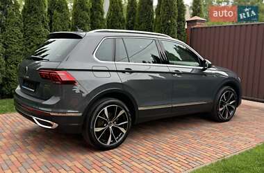 Внедорожник / Кроссовер Volkswagen Tiguan 2021 в 