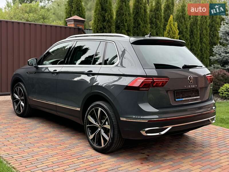 Позашляховик / Кросовер Volkswagen Tiguan 2021 в Києві