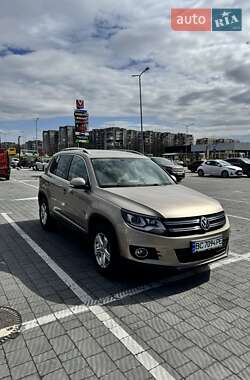 Внедорожник / Кроссовер Volkswagen Tiguan 2012 в Львове