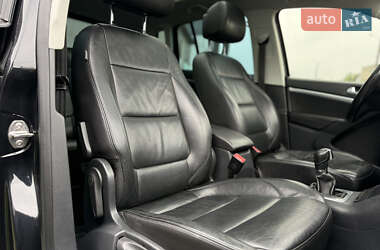Позашляховик / Кросовер Volkswagen Tiguan 2012 в 