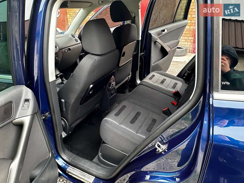 Внедорожник / Кроссовер Volkswagen Tiguan 2009 в Виннице