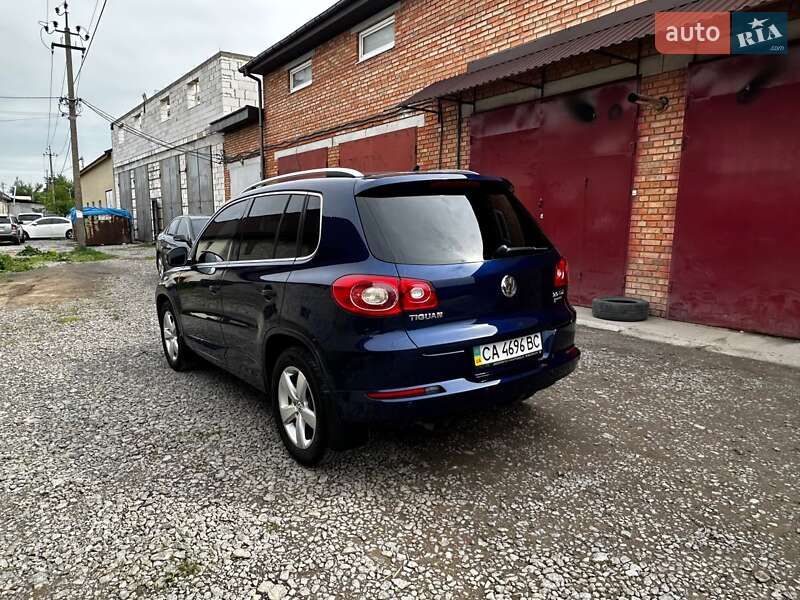 Внедорожник / Кроссовер Volkswagen Tiguan 2009 в Виннице
