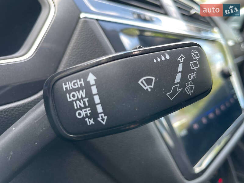 Позашляховик / Кросовер Volkswagen Tiguan 2023 в Нетішині