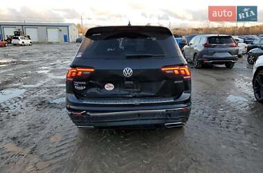 Позашляховик / Кросовер Volkswagen Tiguan 2021 в 
