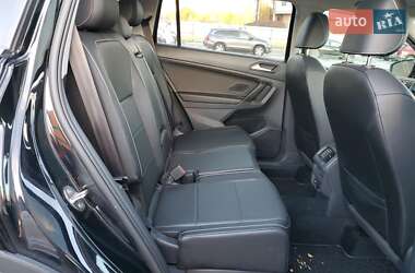 Позашляховик / Кросовер Volkswagen Tiguan 2021 в 