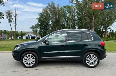 Внедорожник / Кроссовер Volkswagen Tiguan 2013 в Черновцах