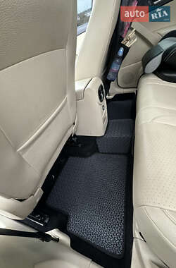 Внедорожник / Кроссовер Volkswagen Tiguan 2013 в 