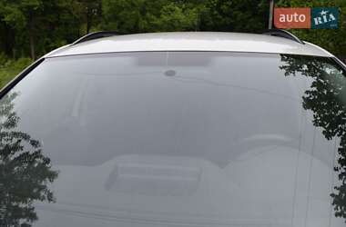 Позашляховик / Кросовер Volkswagen Tiguan 2010 в 