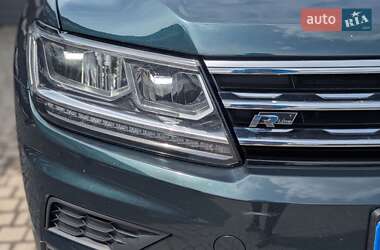 Позашляховик / Кросовер Volkswagen Tiguan 2017 в 