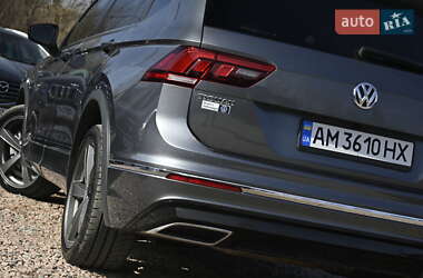 Внедорожник / Кроссовер Volkswagen Tiguan 2019 в 
