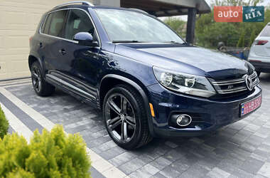 Позашляховик / Кросовер Volkswagen Tiguan 2016 в 