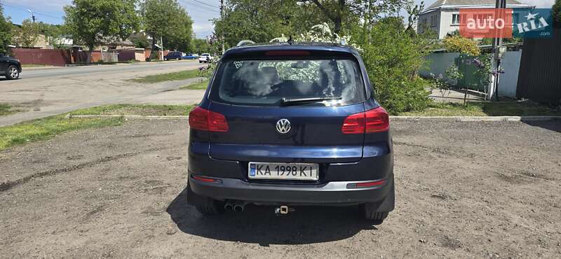 Внедорожник / Кроссовер Volkswagen Tiguan 2015 в Киеве