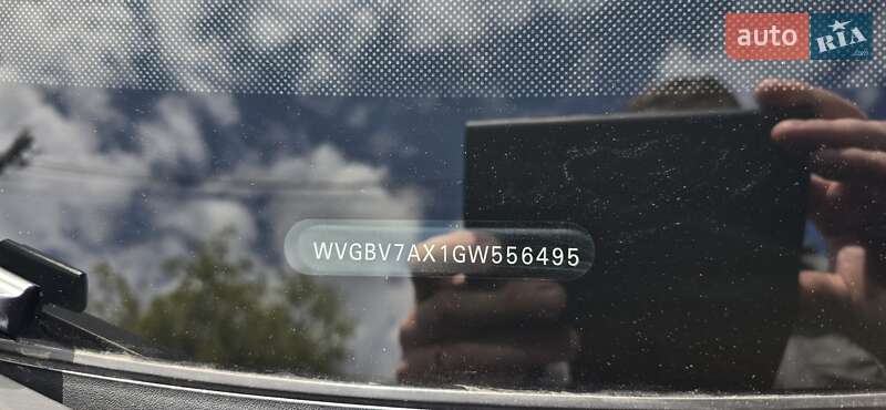 Внедорожник / Кроссовер Volkswagen Tiguan 2015 в Киеве