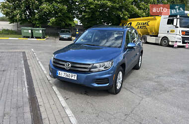 Внедорожник / Кроссовер Volkswagen Tiguan 2016 в 