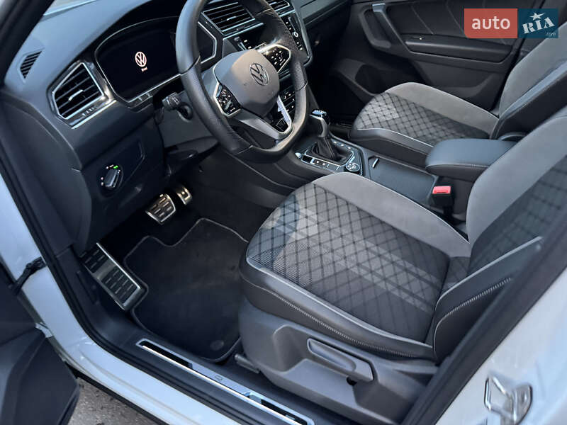 Позашляховик / Кросовер Volkswagen Tiguan 2023 в Києві