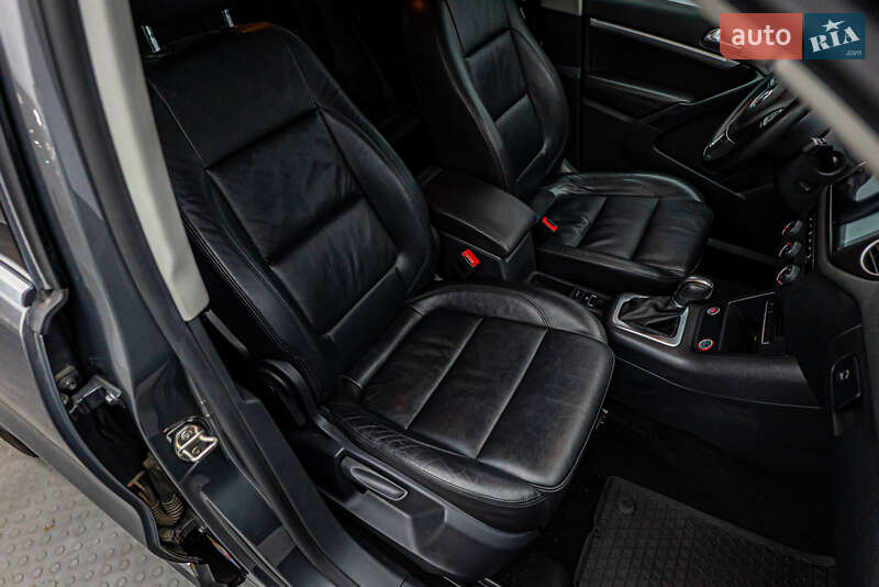 Позашляховик / Кросовер Volkswagen Tiguan 2016 в Києві