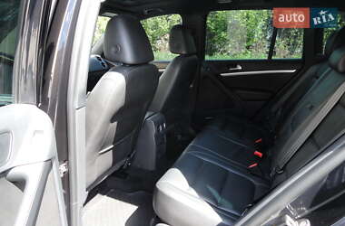 Внедорожник / Кроссовер Volkswagen Tiguan 2015 в 